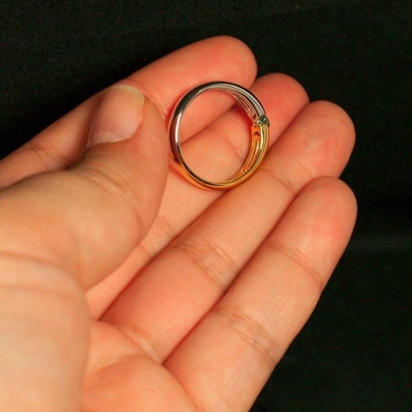 $1500 18k White & Yellow Gold Wedding Band Ring - Picture 6 of 7